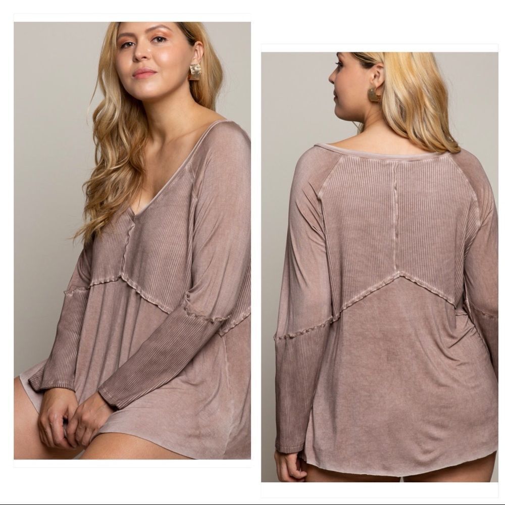 𝅺LONG sleeve top with rib textured detail